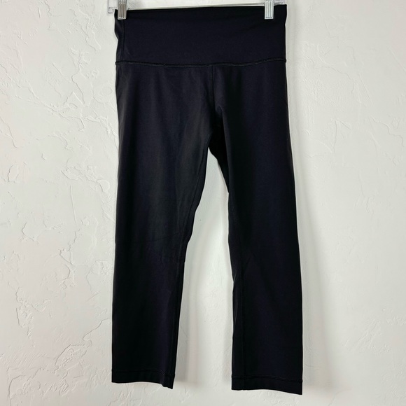 Lululemon Leggings Wunder Under Crop Solid Black Full On Luxtreme Workout Knit - Picture 1 of 9